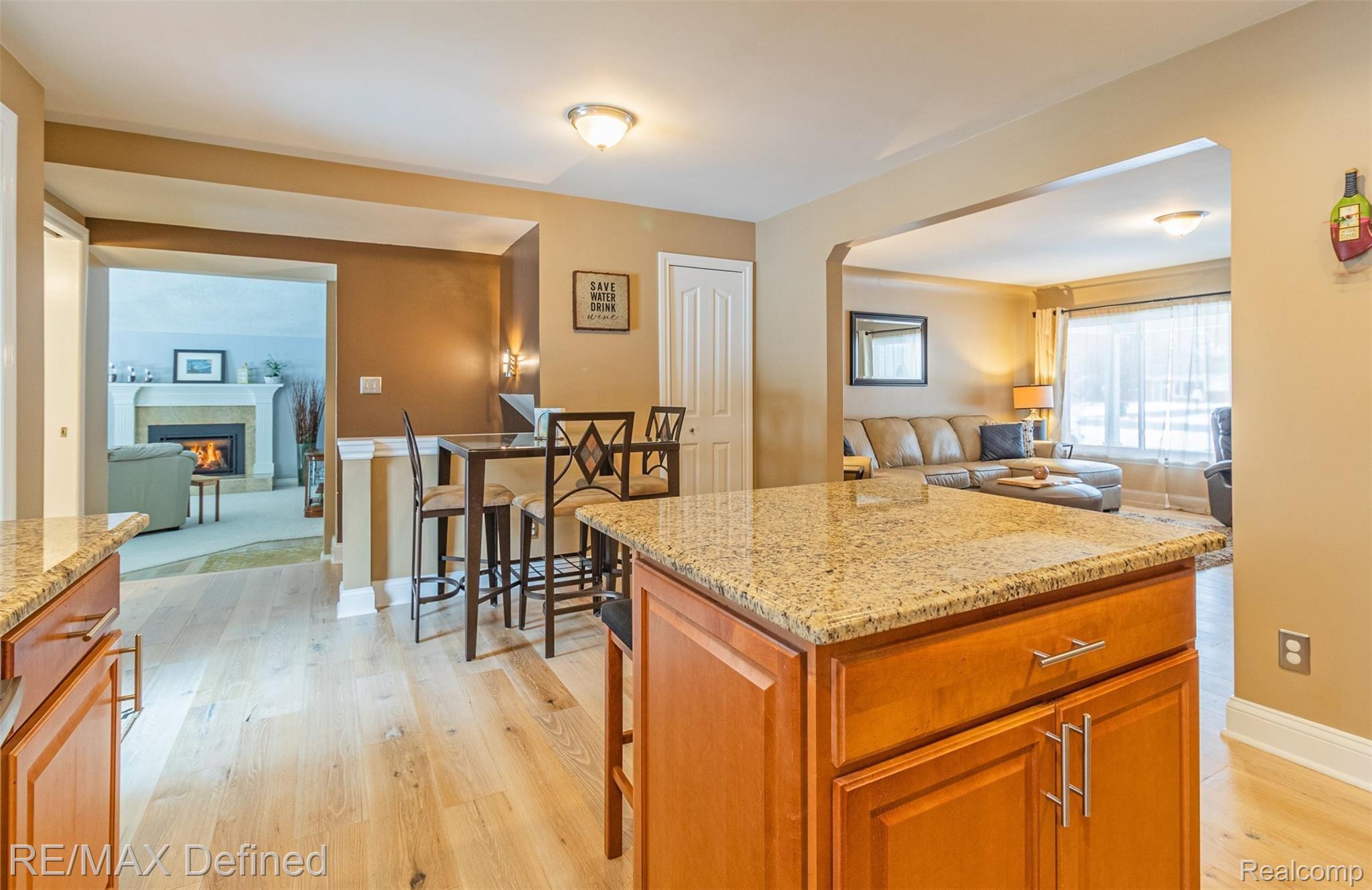 366 Wimpole Drive Rochester, MI 48309 - Photo 19 of 46 366 Whimpole-17.jpg