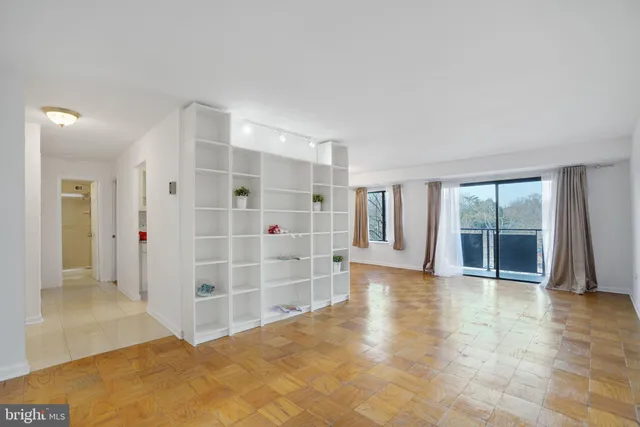 a view of a room with empty shelves