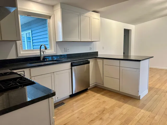 $400,000 | 110 Charles Avenue, Middlebury, VT 05753