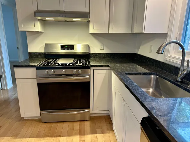 $400,000 | 110 Charles Avenue, Middlebury, VT 05753