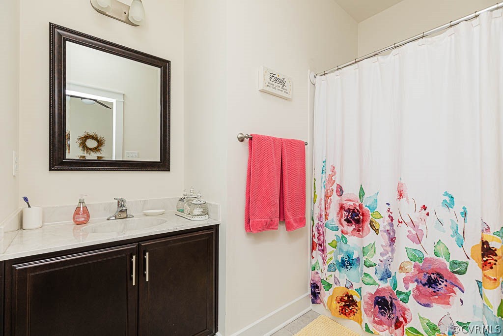 8601 Klamath Road Quinton, VA 23141 - Photo 23 of 50 1st level full bath