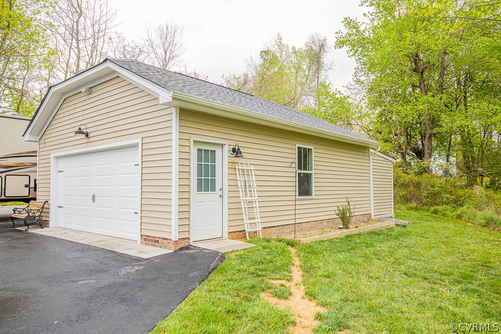 8601 Klamath Road Quinton, VA 23141 - Photo 43 of 50 30 x 24 detached garage