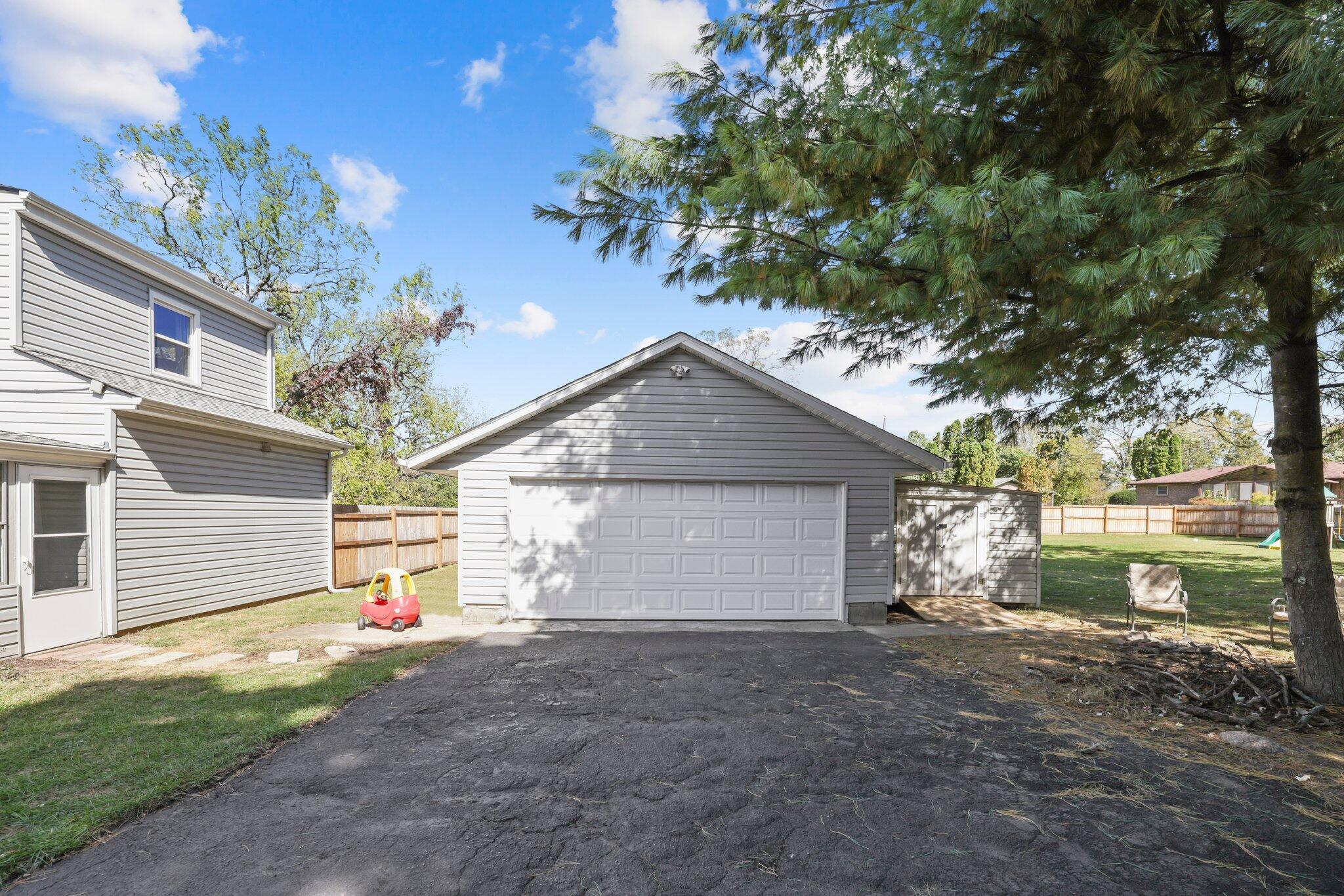 8200 Flint Road Columbus, OH 43235 - Photo 53 of 65 2 Car Garage