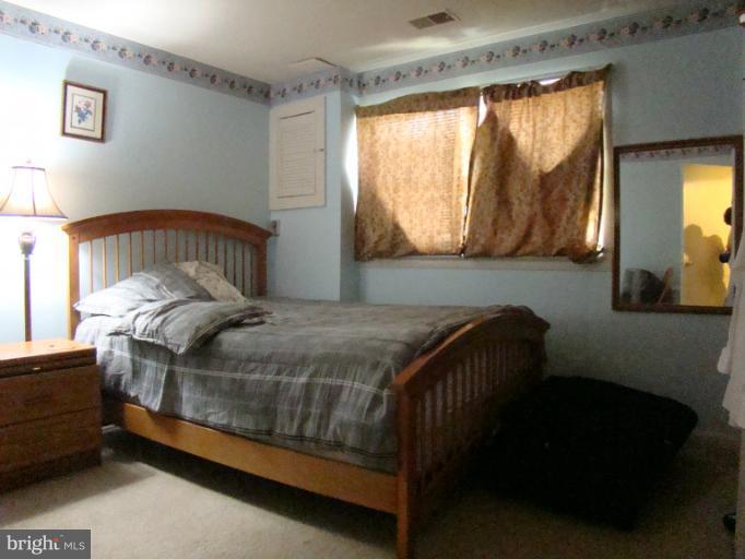 1633 Colonial Way Frederick, MD 21702 - Photo 2 of 30 Bedroom (Master)