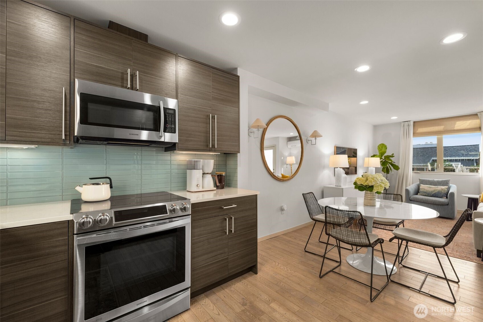 2422 55th Avenue Southwest Seattle, WA 98116 - Photo 14 of 40