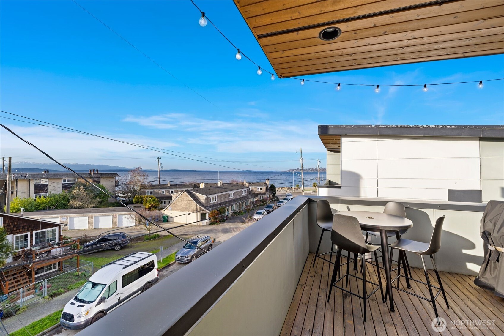 2422 55th Avenue Southwest Seattle, WA 98116 - Photo 29 of 40