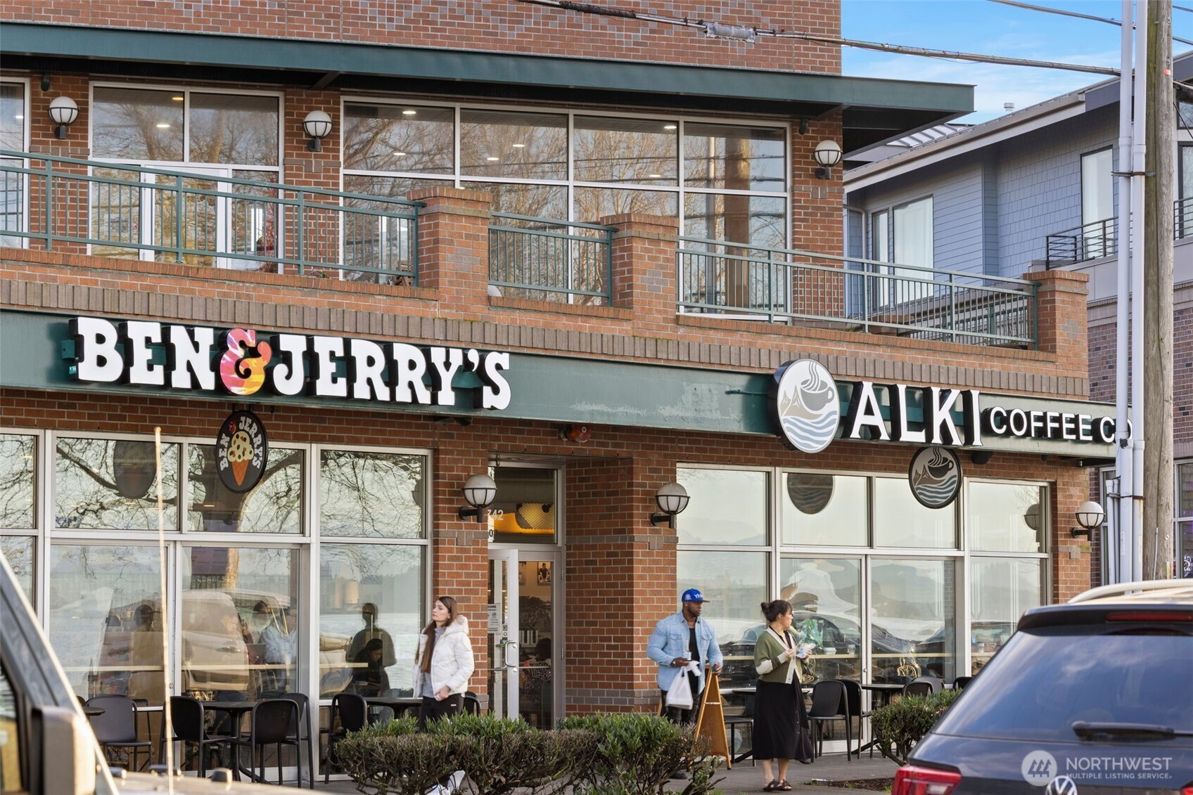 2422 55th Avenue Southwest Seattle, WA 98116 - Photo 36 of 40