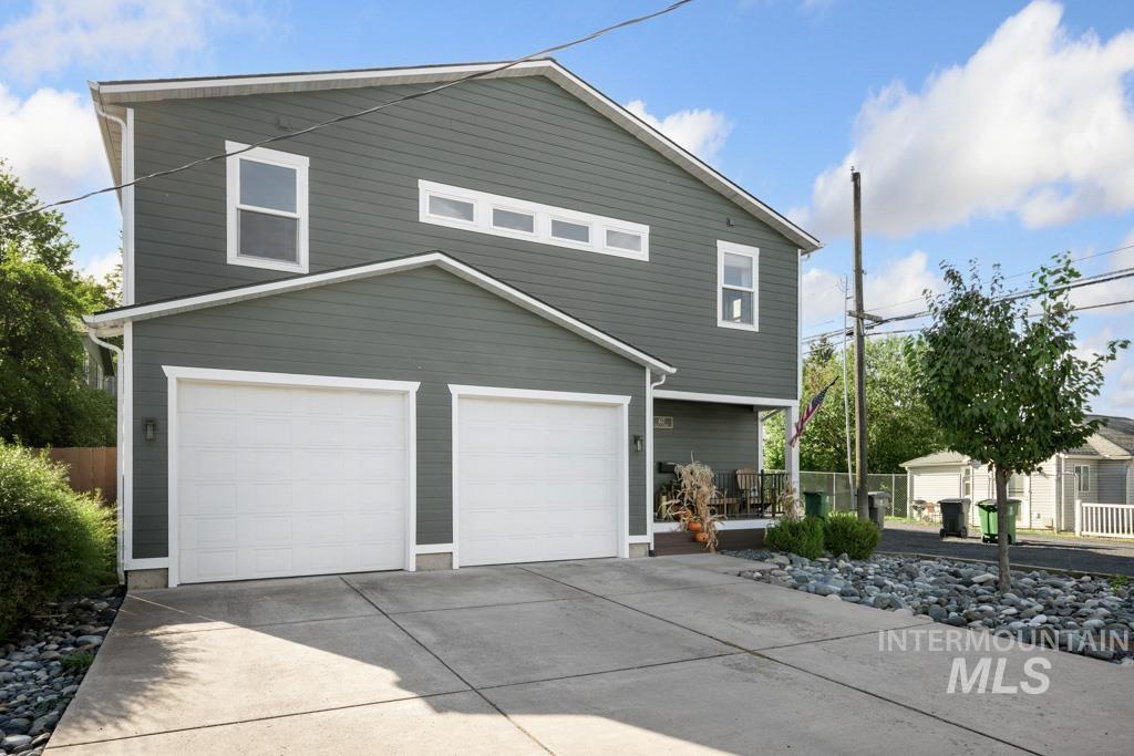 417 East E Street Moscow, ID 83843 - Photo 2 of 29