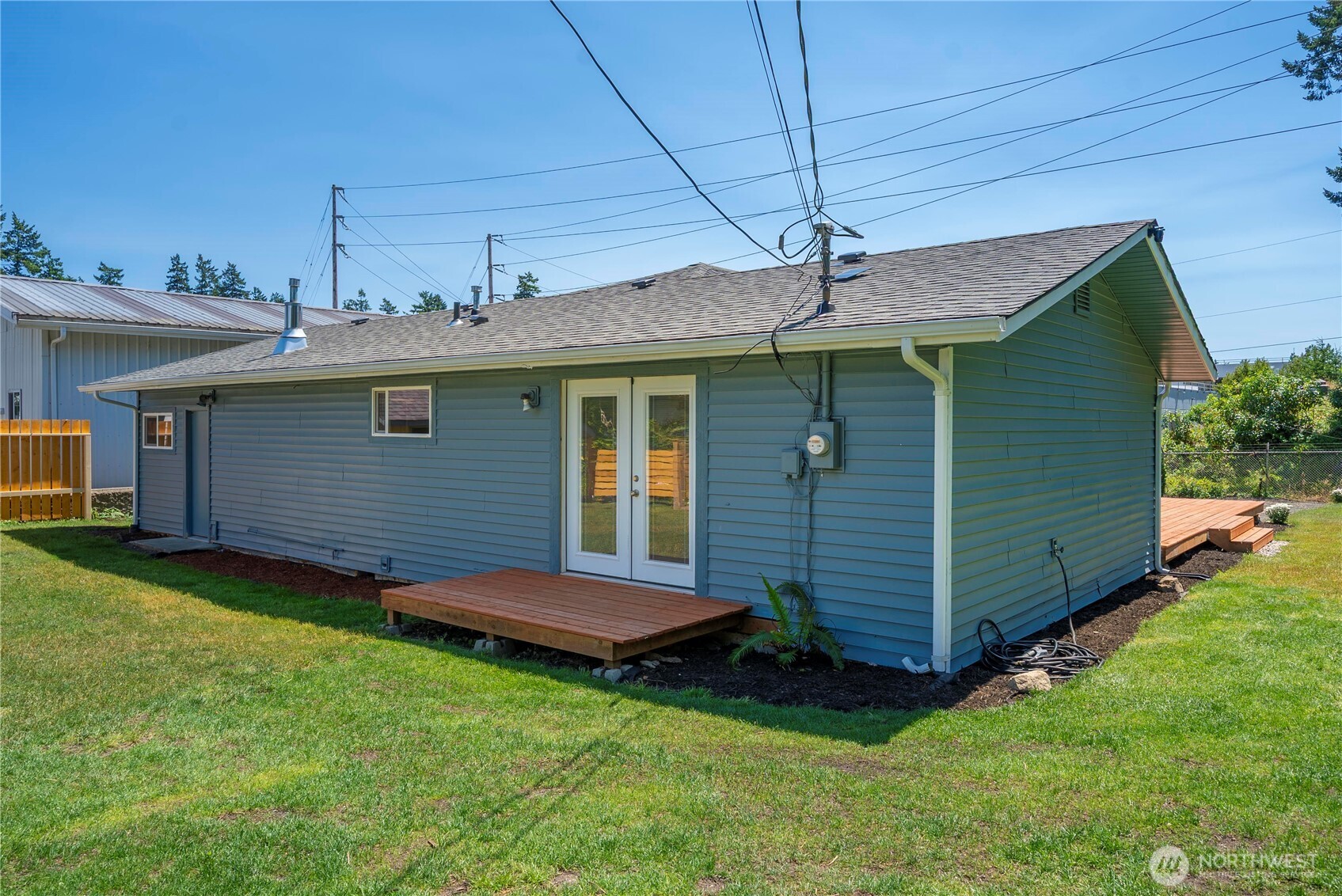 1922 Fir Street Keyport, WA 98345 - Photo 32 of 40