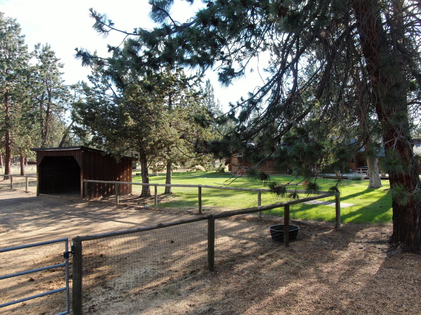 69280 Crooked Horseshoe Road Sisters, OR 97759 - Photo 24 of 25 batch_2021-06-29 18.01.24