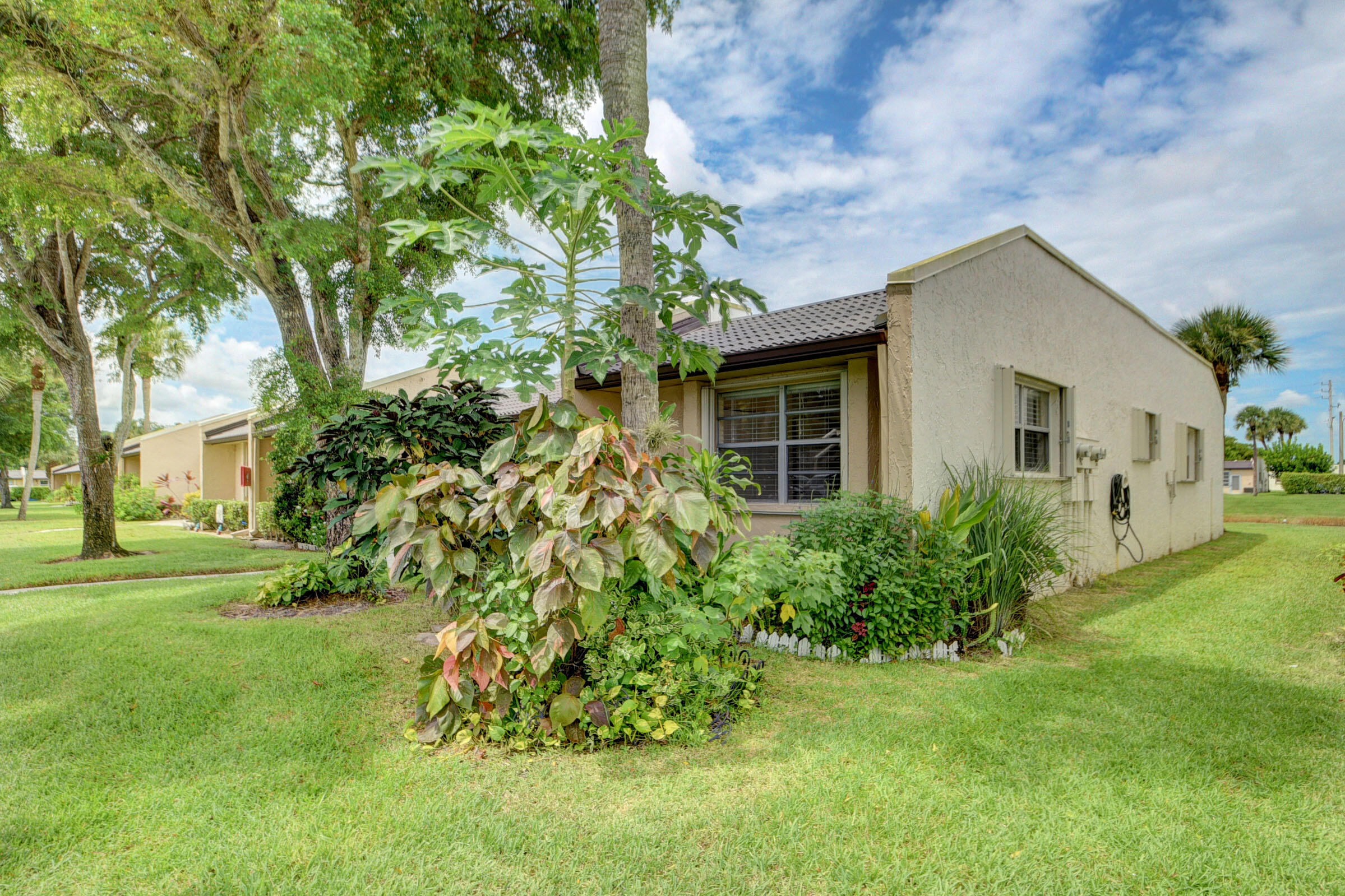 219 Lake Meryl Drive West Palm Beach, FL 33411 - Photo 26 of 81 219 Lake Meryl Drive (3)
