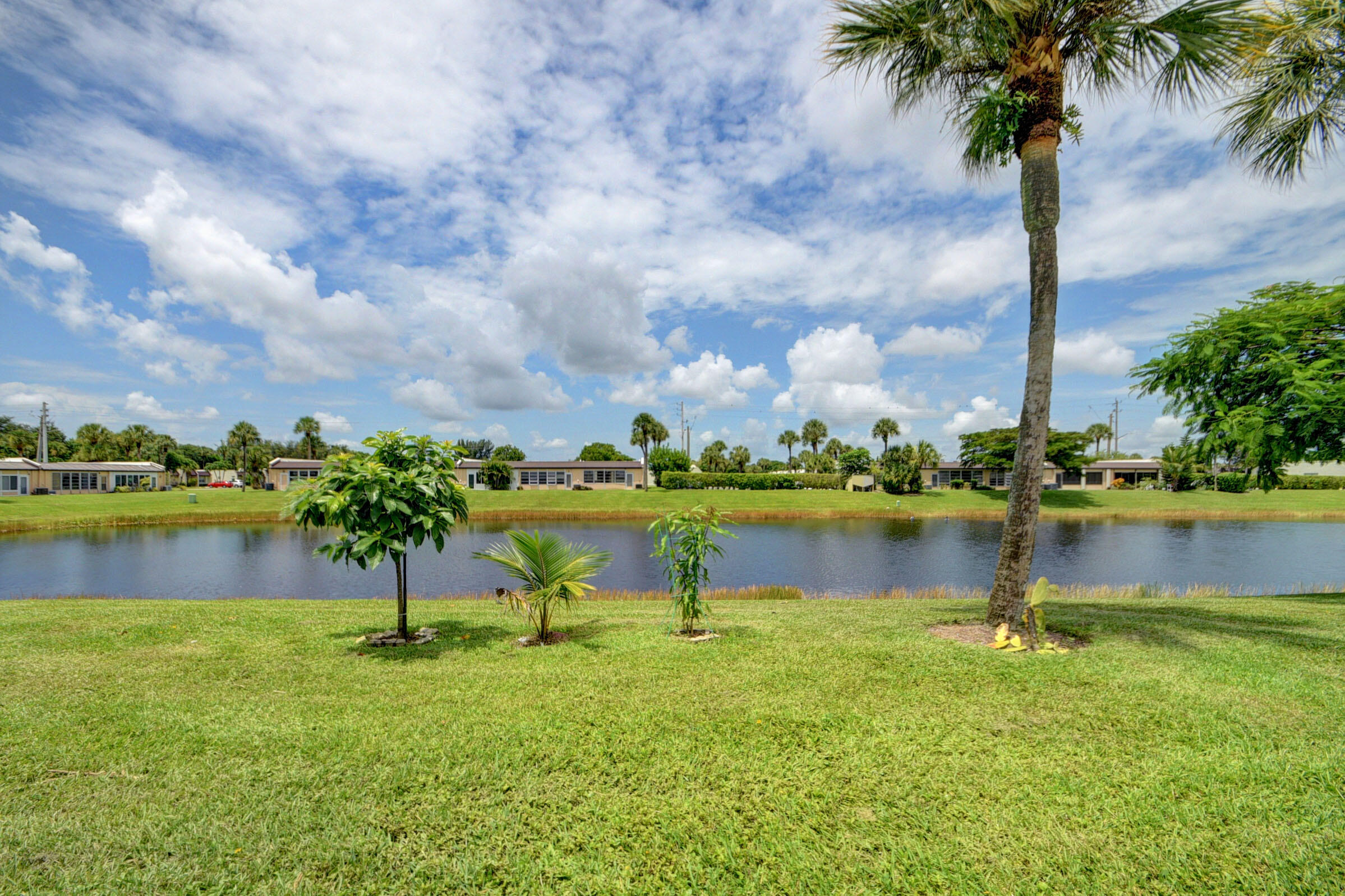 219 Lake Meryl Drive West Palm Beach, FL 33411 - Photo 35 of 81 219 Lake Meryl Drive (35)