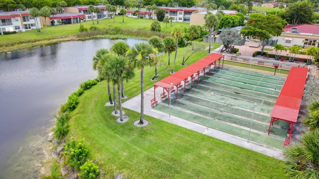 $1,900 | 219 Lake Meryl Drive, West Palm Beach, FL 33411