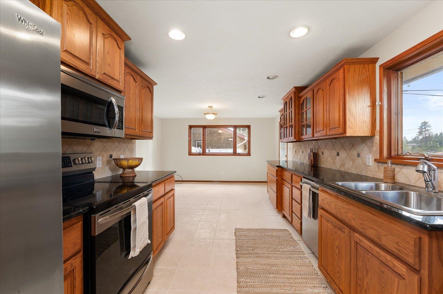 6927 North Fox Point Drive Spokane, WA 99208 - Photo 6 of 27