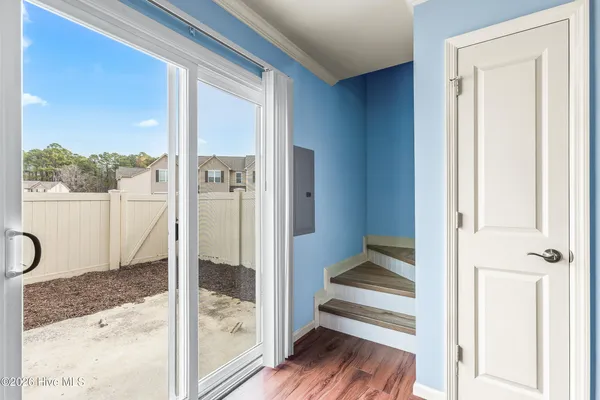 $1,250 | 404 Sullivan Loop Road, Midway Park, NC 28544