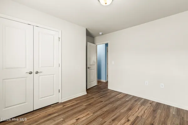 $1,250 | 404 Sullivan Loop Road, Midway Park, NC 28544