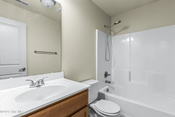 $1,250 | 404 Sullivan Loop Road, Midway Park, NC 28544