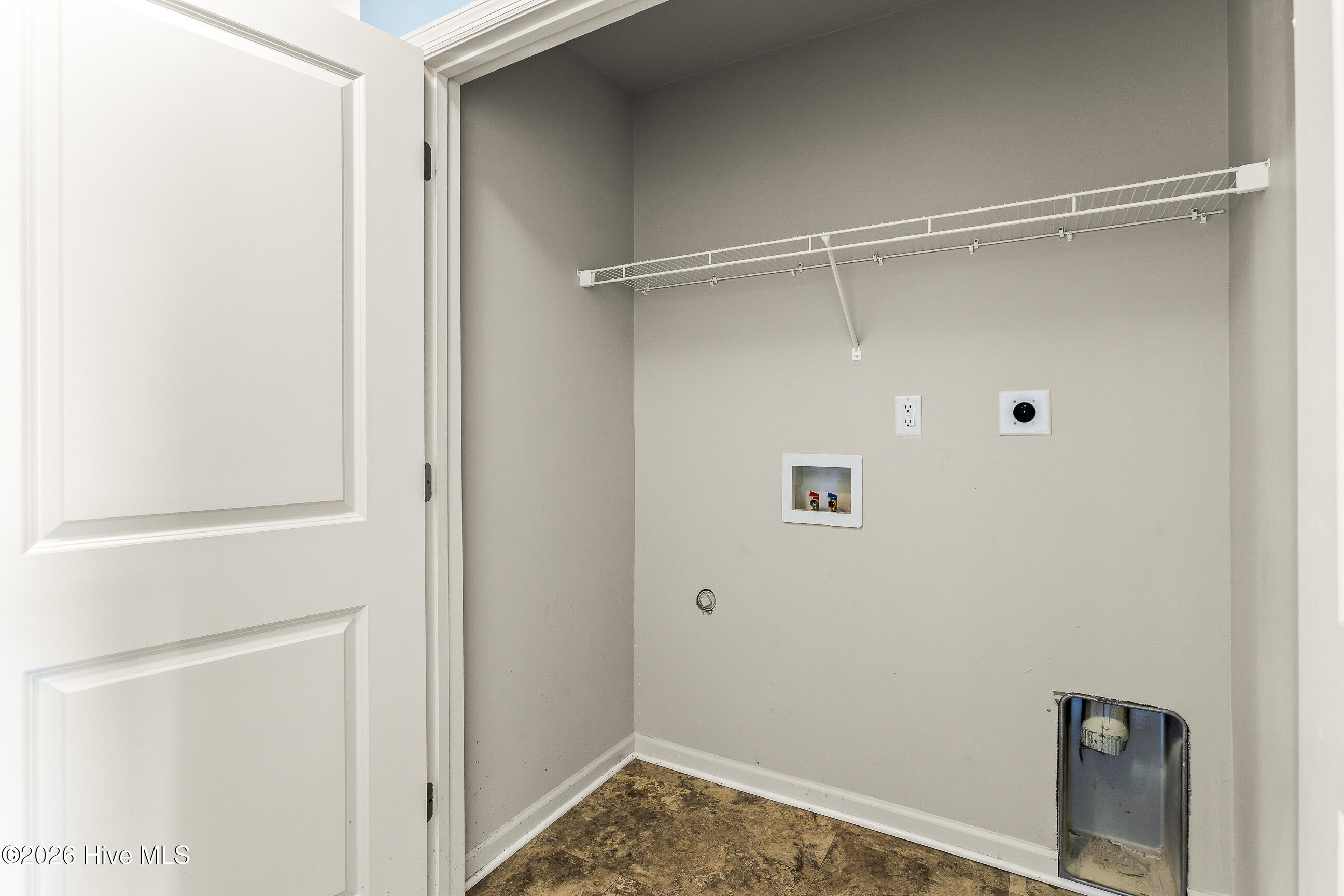 404 Sullivan Loop Road Midway Park, NC 28544 - Photo 20 of 22 01-20