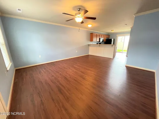 $1,350 | 404 Sullivan Loop Road, Midway Park, NC 28544