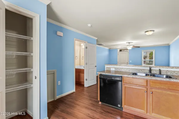 $1,250 | 404 Sullivan Loop Road, Midway Park, NC 28544