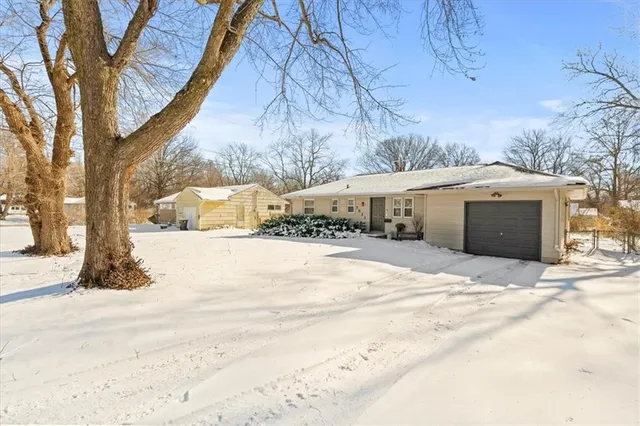 $175,000 | 7511 East 110th Street, Kansas City, MO 64134