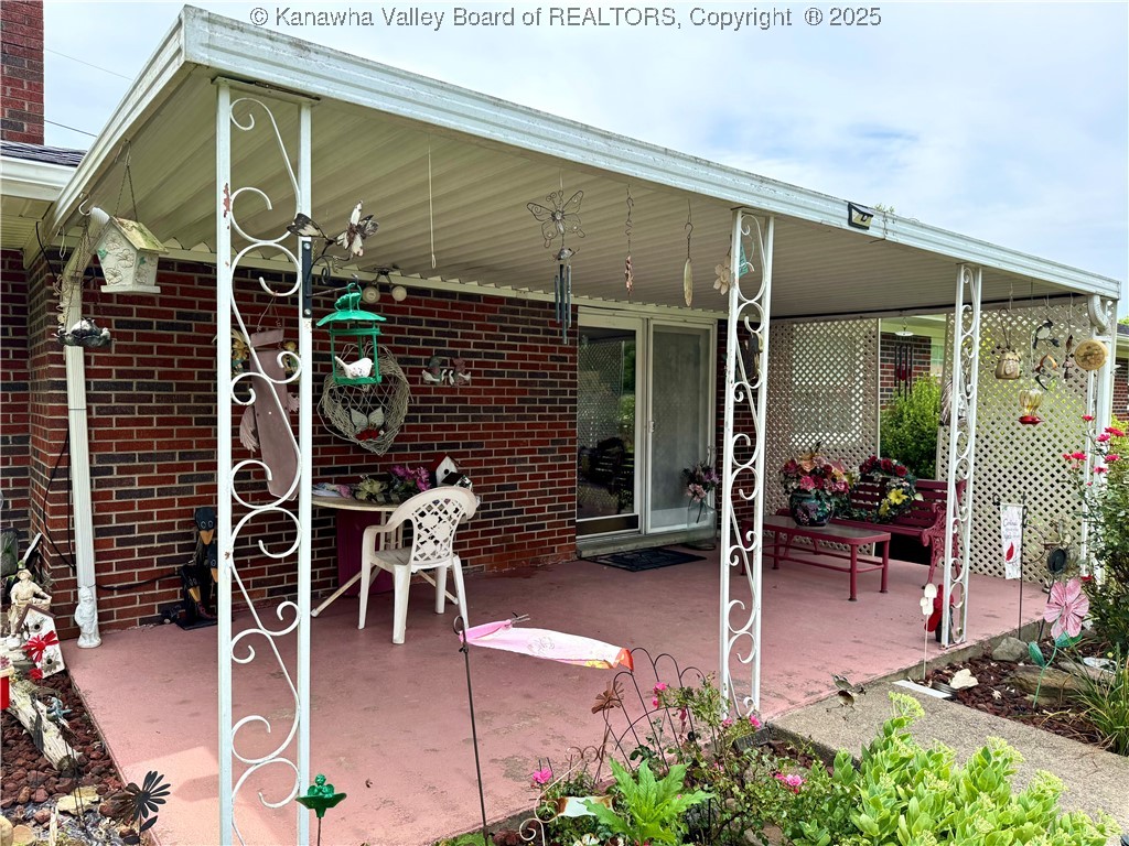 1425 Strawberry Road St. Albans, WV 25177 - Photo 11 of 43 Back Covered Patio