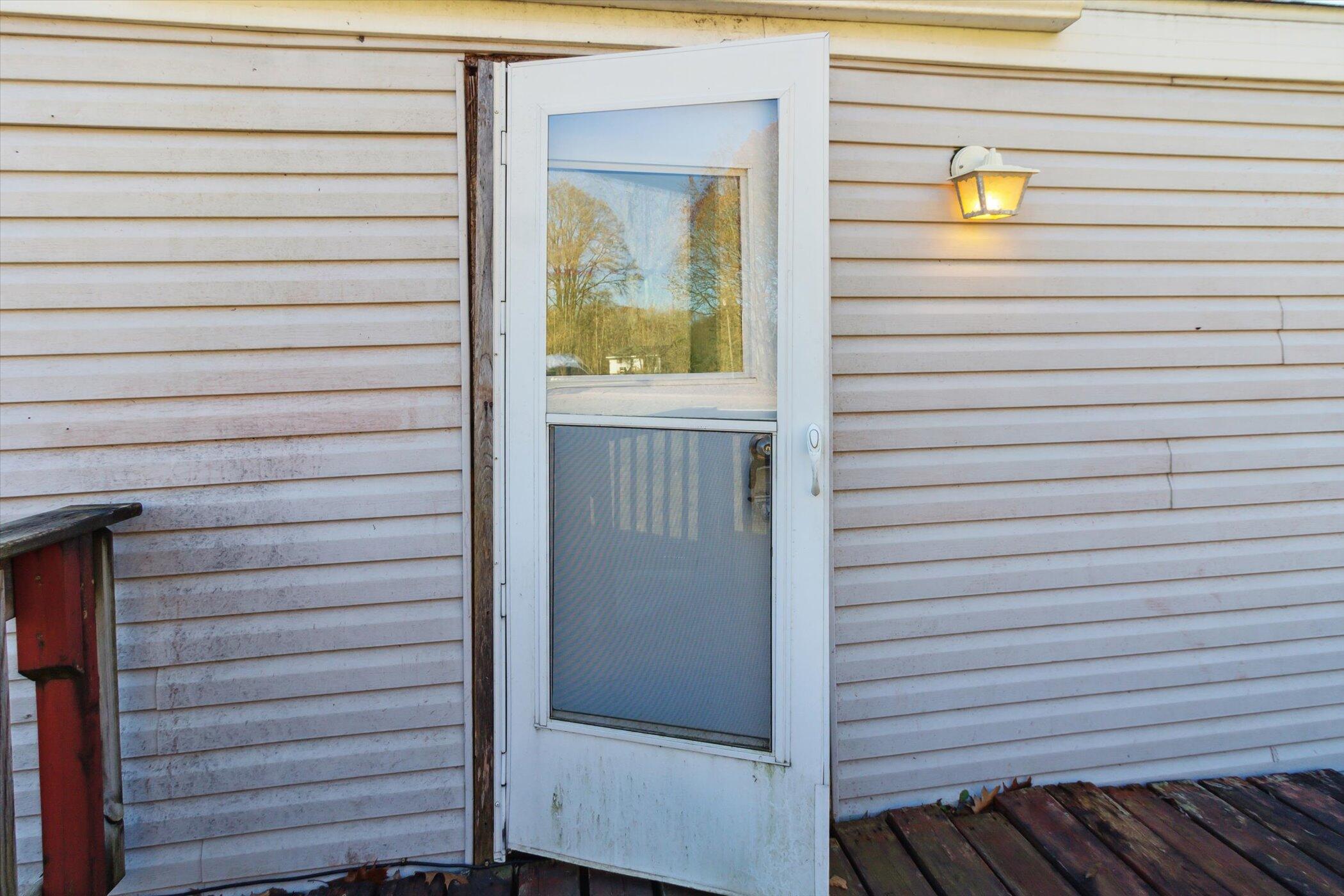 11230 East Pakes Road Crystal, MI 48818 - Photo 6 of 38 06-11230-E-Pakes-Rd-Crystal-MI-48818-Win