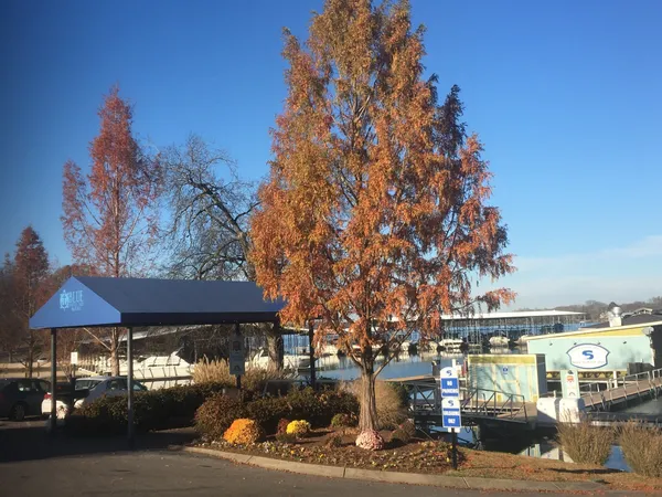 $1,700 | 3034 Lakeshore Drive, Old Hickory, TN 37138