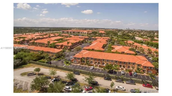 $3,200 | 11617 Northwest 62nd Terrace, Unit 430, Doral, FL 33178