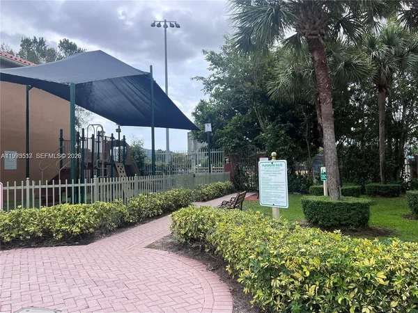 $3,200 | 11617 Northwest 62nd Terrace, Unit 430, Doral, FL 33178