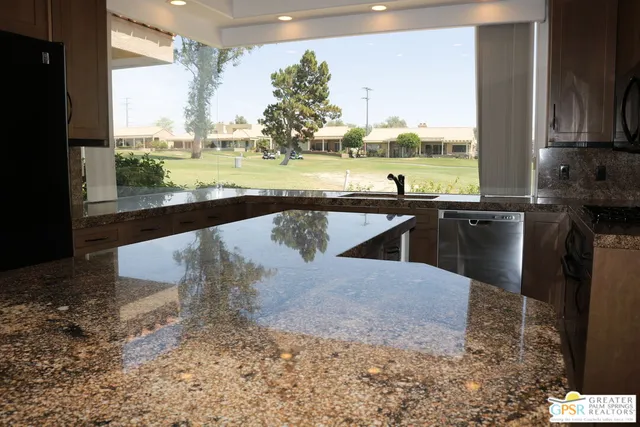 $595,000 | 68 Oak Tree Drive, Rancho Mirage, CA 92270