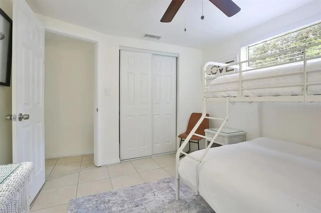 5622 South Lockwood Ridge Road Sarasota, FL 34231 - Photo 14 of 26 Gallery Image 14