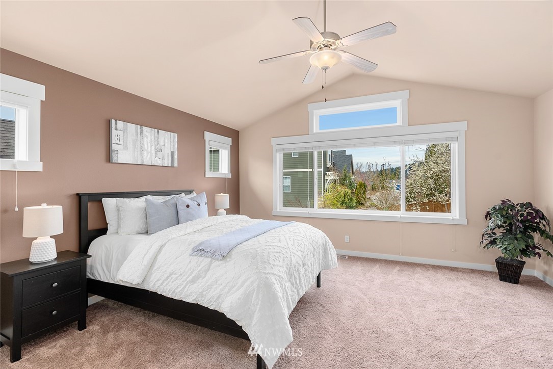 5526 Northeast 7th Place Renton, WA 98059 - Photo 17 of 30