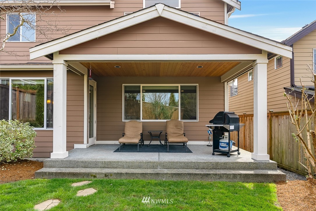 5526 Northeast 7th Place Renton, WA 98059 - Photo 24 of 30