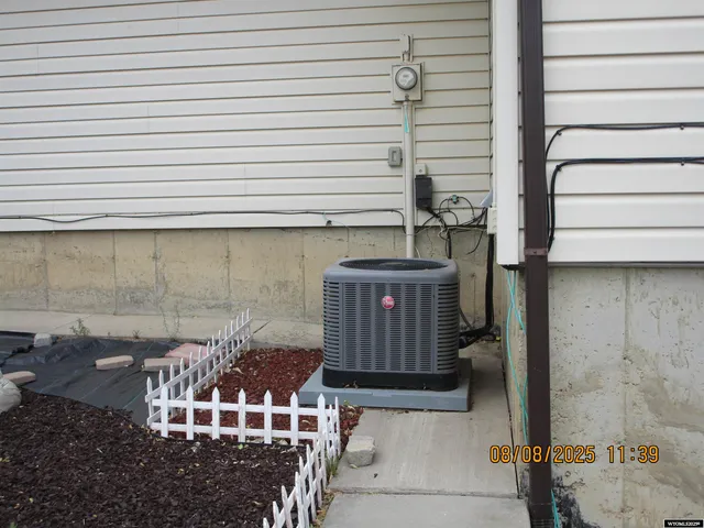 $320,000 | 1021 Maple Way, Rock Springs, WY 82901