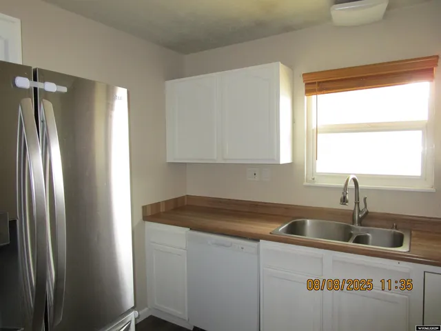 $320,000 | 1021 Maple Way, Rock Springs, WY 82901