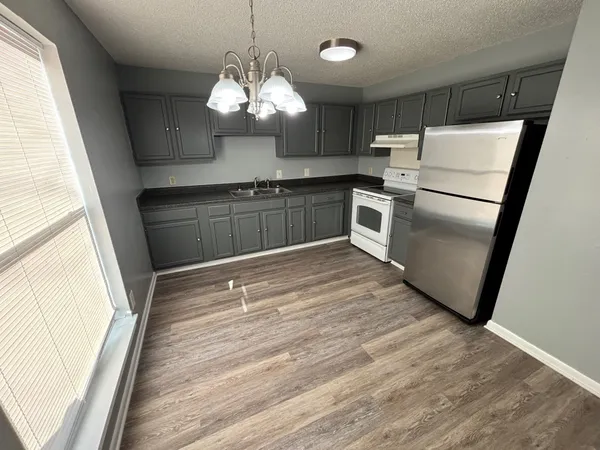 $1,500 | 3415 Meadow Court, Nashville, TN 37207