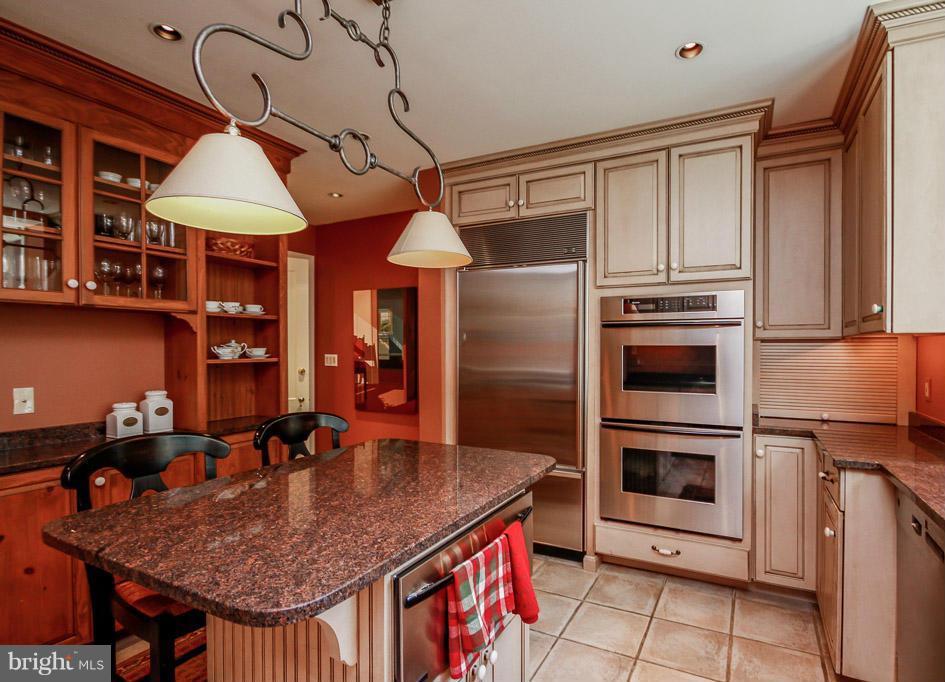 501 Overhill Road Baltimore, MD 21210 - Photo 12 of 29 Kitchen