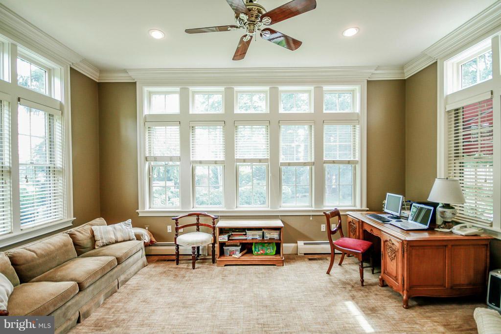 501 Overhill Road Baltimore, MD 21210 - Photo 13 of 29 Family Room