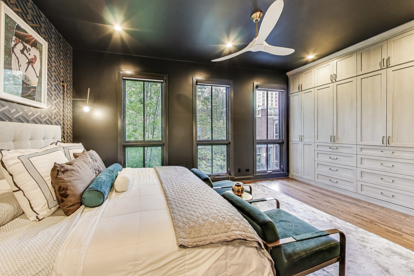 438 East North Water Street Chicago, IL 60611 - Photo 19 of 47