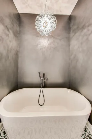 $1,950,000 | 438 East North Water Street, Chicago, IL 60611