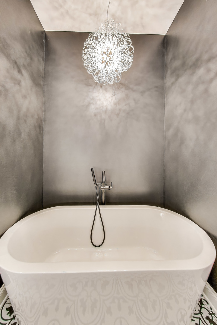 438 East North Water Street Chicago, IL 60611 - Photo 22 of 47