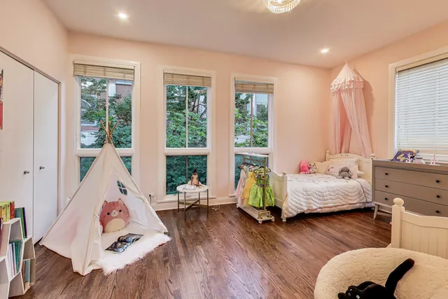 $1,950,000 | 438 East North Water Street, Chicago, IL 60611