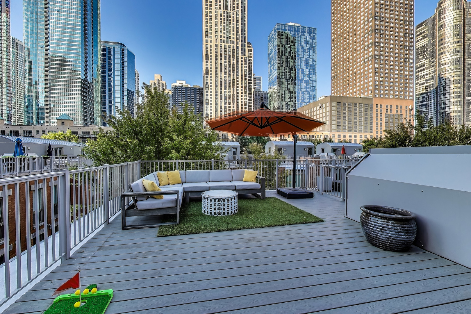 438 East North Water Street Chicago, IL 60611 - Photo 32 of 47