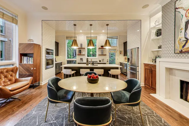 $1,950,000 | 438 East North Water Street, Chicago, IL 60611