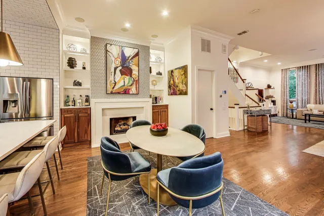 $1,950,000 | 438 East North Water Street, Chicago, IL 60611