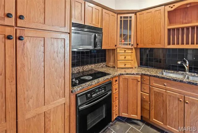 $135,000 | 32 Hilltop Place, East St. Louis, IL 62203