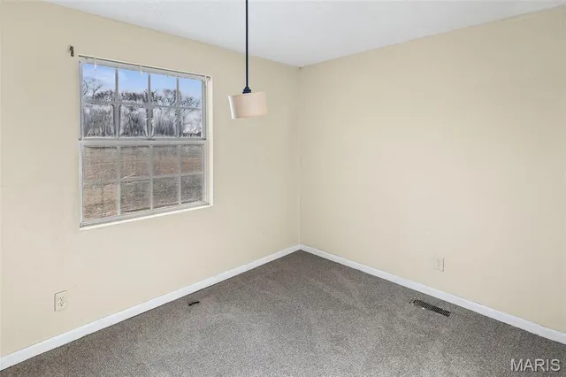 $135,000 | 32 Hilltop Place, East St. Louis, IL 62203