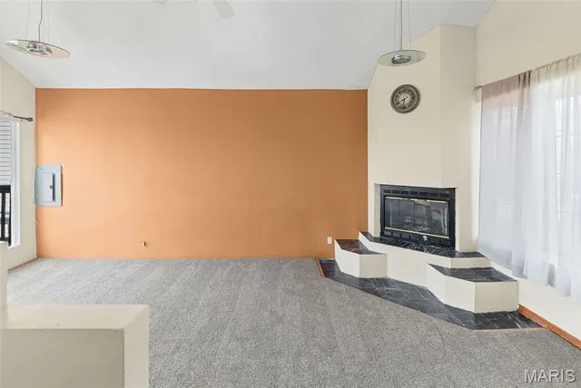 $135,000 | 32 Hilltop Place, East St. Louis, IL 62203