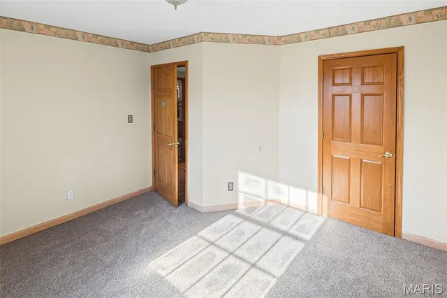 $135,000 | 32 Hilltop Place, East St. Louis, IL 62203